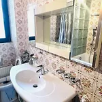 Stay, 3 Minutes To Kastel Train Station فيسبادن