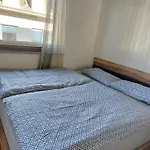 شقة Stay, 3 Minutes To Kastel Train Station *