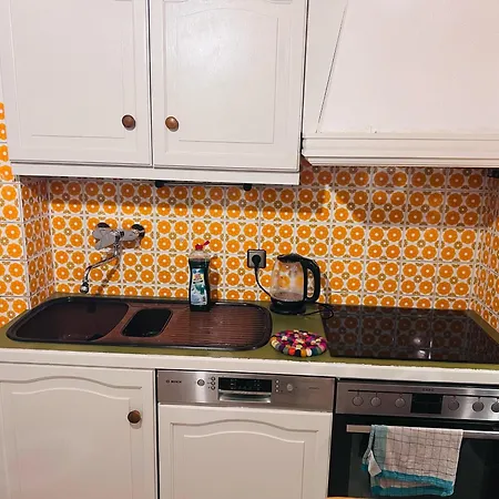 Stay, 3 Minutes To Kastel Train Station *