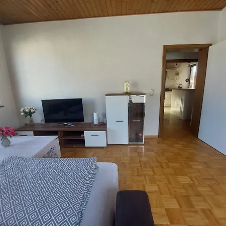 Stay, 3 Minutes To Kastel Train Station Wiesbaden