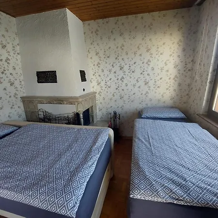 Stay, 3 Minutes To Kastel Train Station