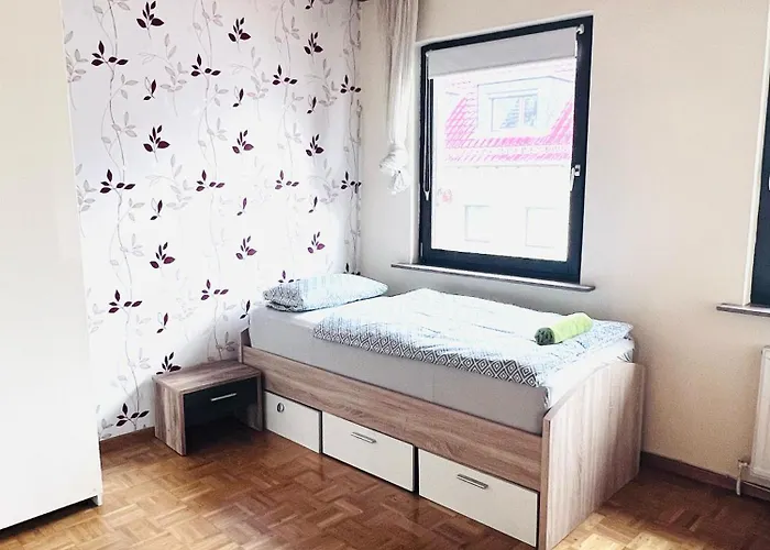 Stay, 3 Minutes To Kastel Train Station Апартаменты