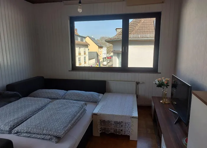 Stay, 3 Minutes To Kastel Train Station Апартаменты Висбаден