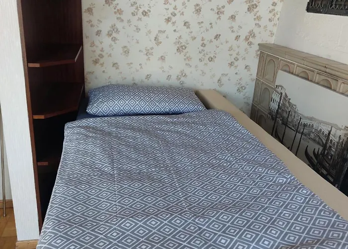 Stay, 3 Minutes To Kastel Train Station