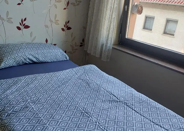 Stay, 3 Minutes To Kastel Train Station *